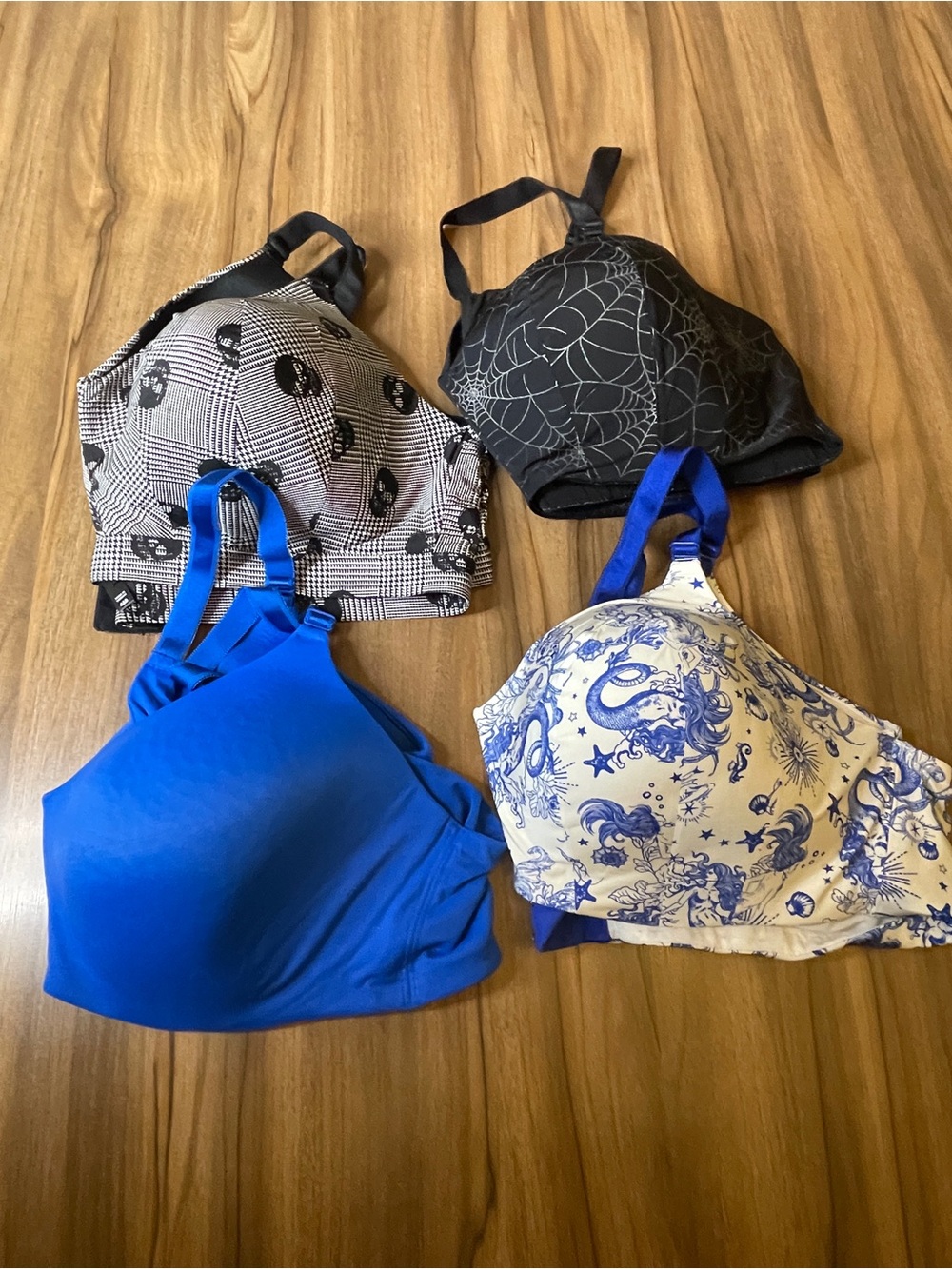 Torrid Curve Bundle Bra Sz 48 B
